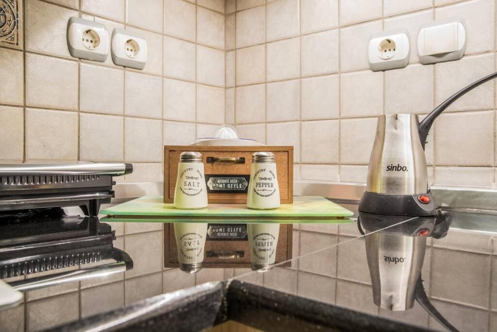 Athinas Apartment Πειραιάς Εξωτερικό φωτογραφία