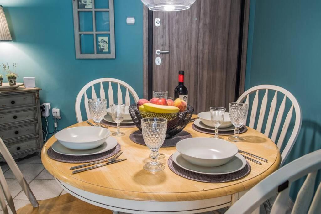 Athinas Apartment Πειραιάς Εξωτερικό φωτογραφία